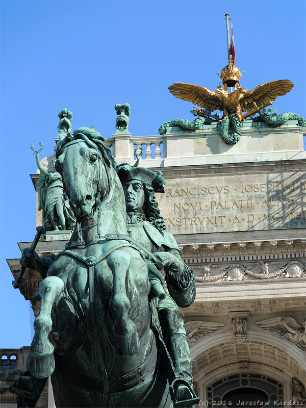 DSCN8612.jpg - Pomnik księcia Eugeniusza Sabaudzkiego na Heldenplatz w Wiedniu.